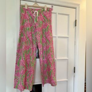 Beautiful Easy Tiger Lilly Pulitzer pants